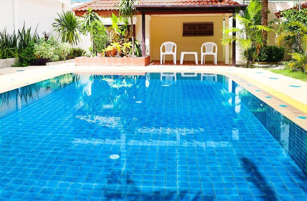 Arabella Villas Pattaya Bagian luar foto