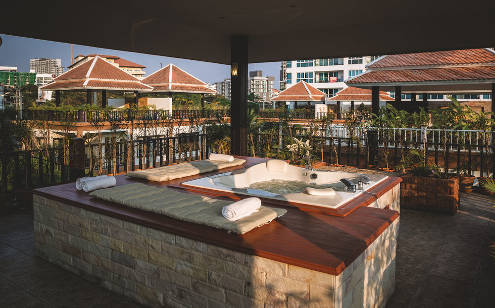 Arabella Villas Pattaya Bagian luar foto