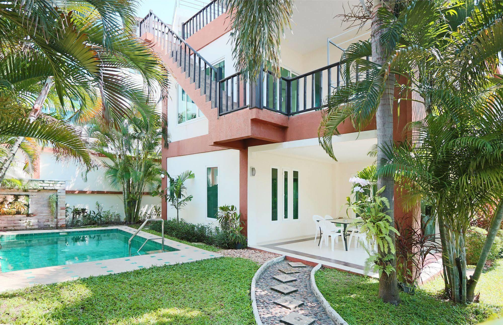 Arabella Villas Pattaya Bagian luar foto
