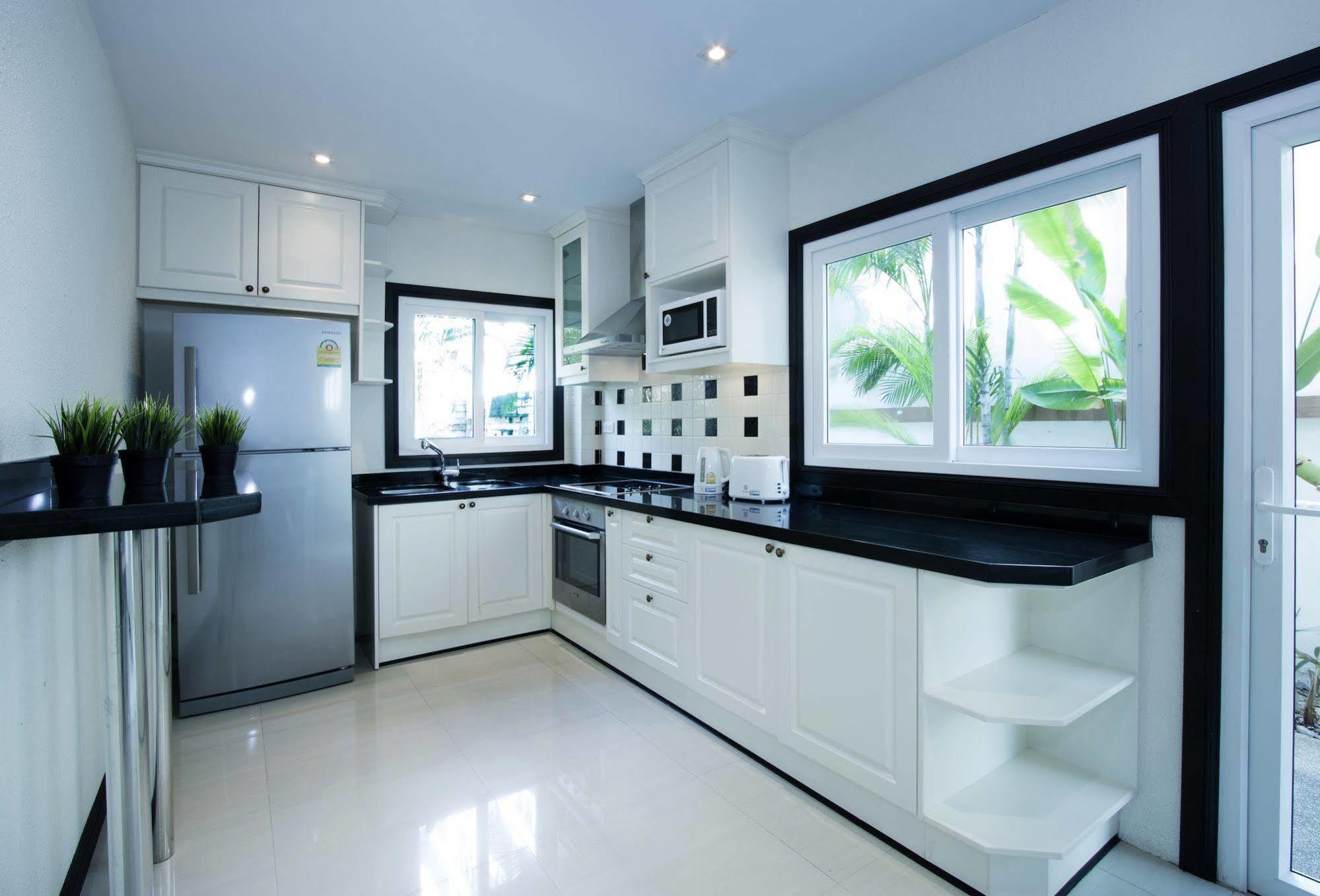 Arabella Villas Pattaya Bagian luar foto