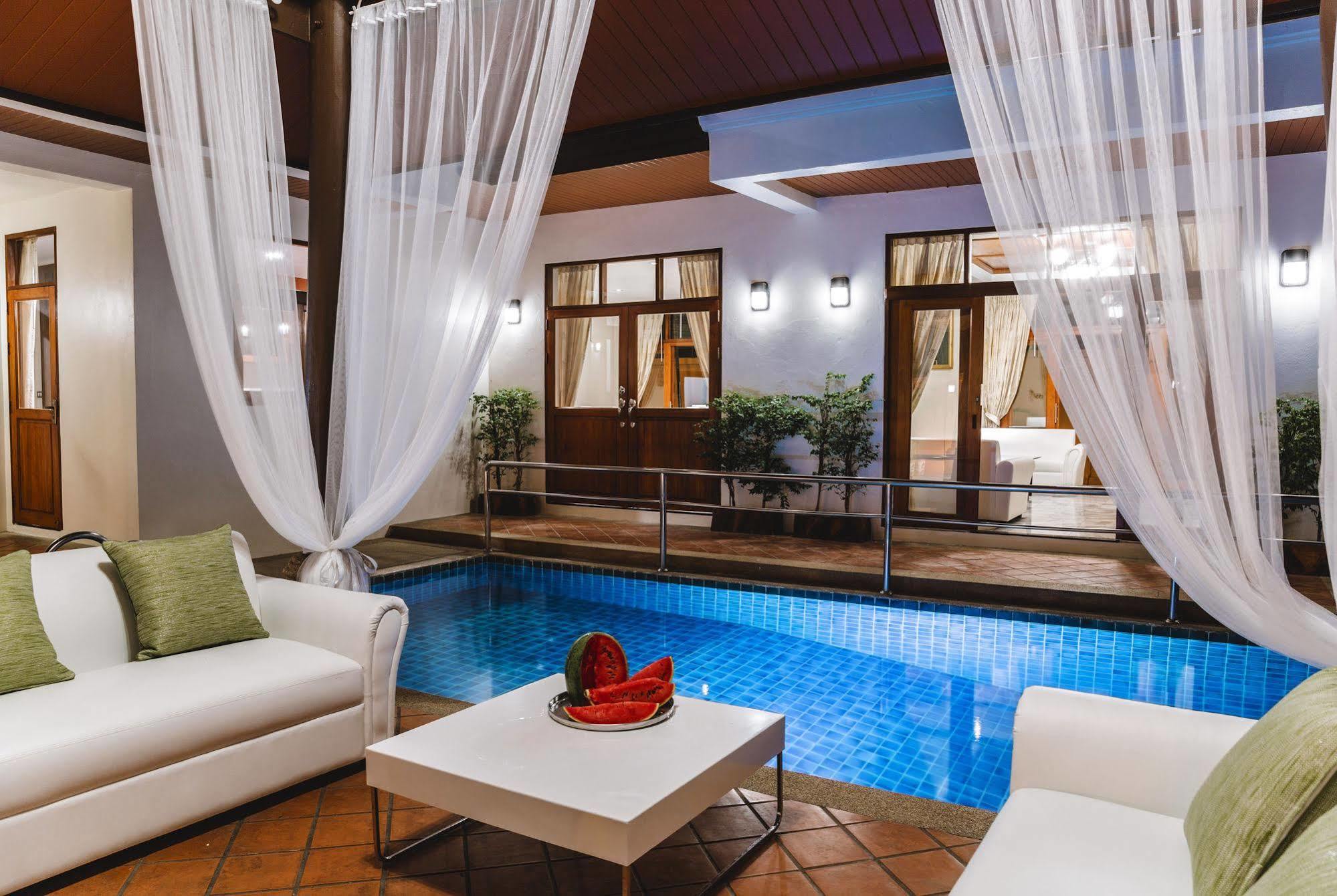 Arabella Villas Pattaya Bagian luar foto